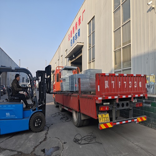数据中心地板用钢格板关键作用揭秘