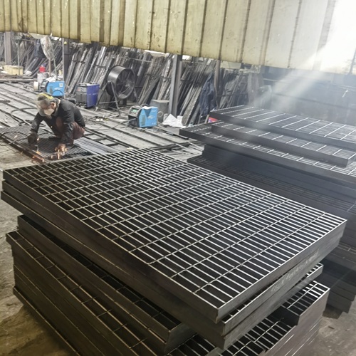 复合钢格板规格及适用工程场景